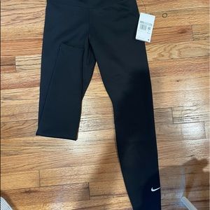 Brand new nike soft leggings . With tags !